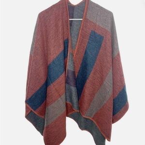BB Dakota Multicolor Geometric Poncho